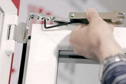 Naprawa okien PCV i drewnianych